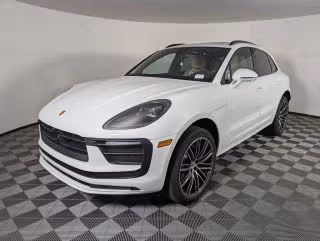2026 Porsche Macan's photo