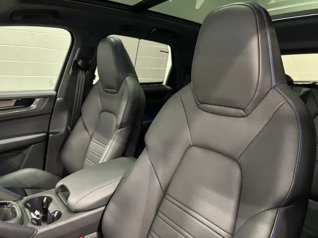 Photo 38