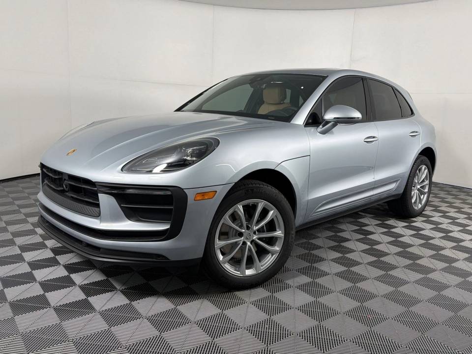 2026 Porsche Macan