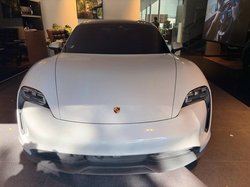 2023 Porsche Taycan S