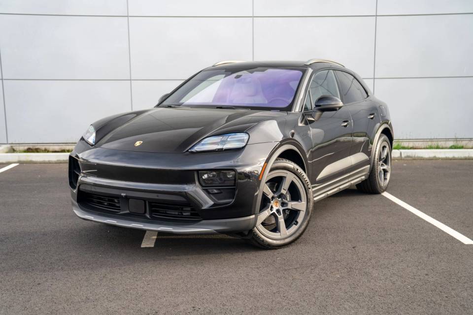 2026 Porsche Macan
