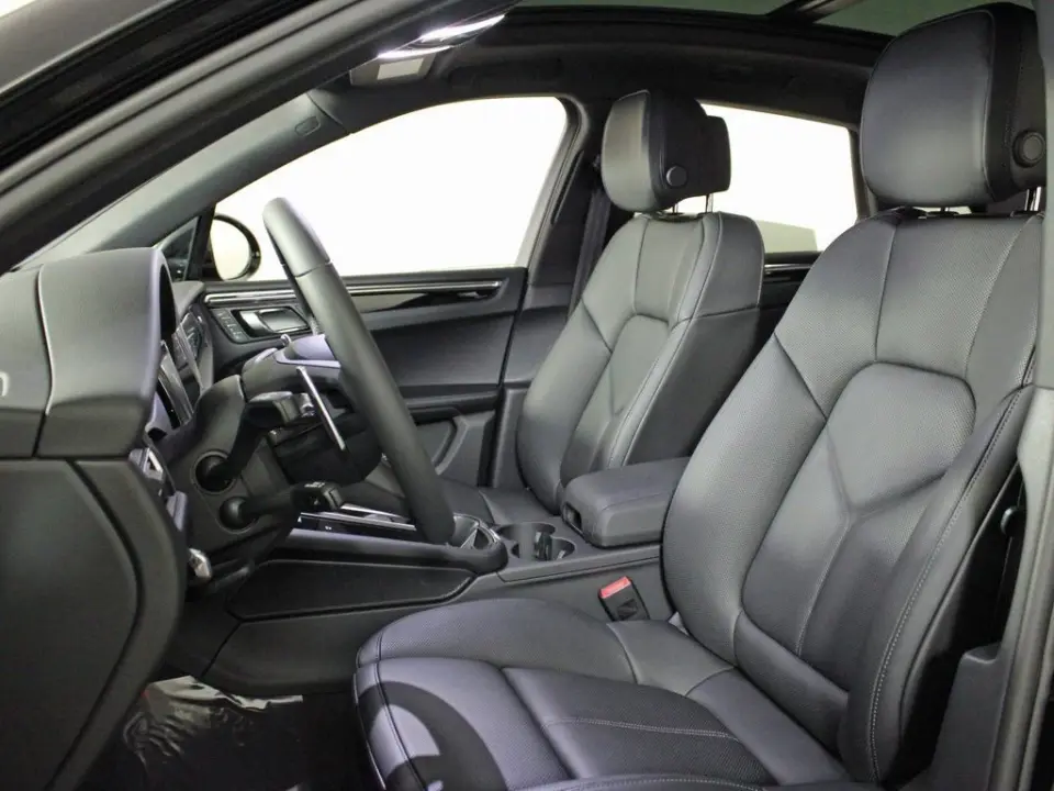 2026 Porsche Macan Base - Photo 39