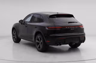 2026 Porsche Macan T - Photo 17