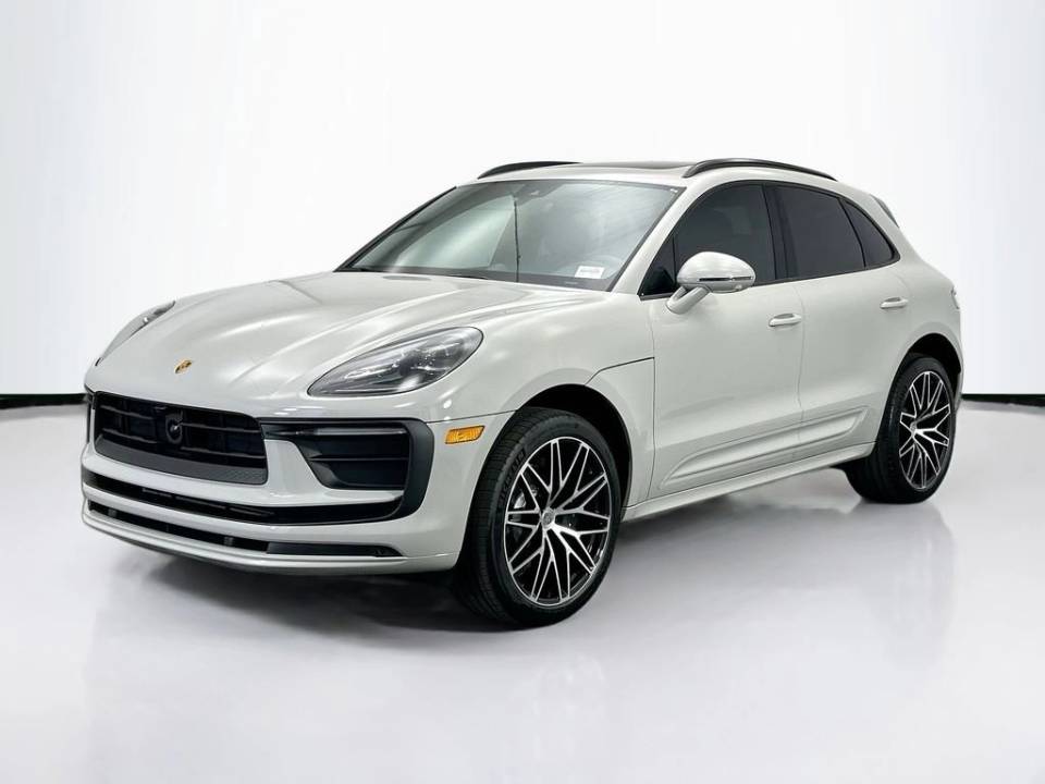 2026 Porsche Macan