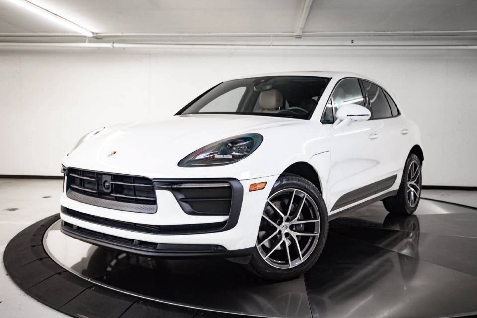 2023 Porsche Macan