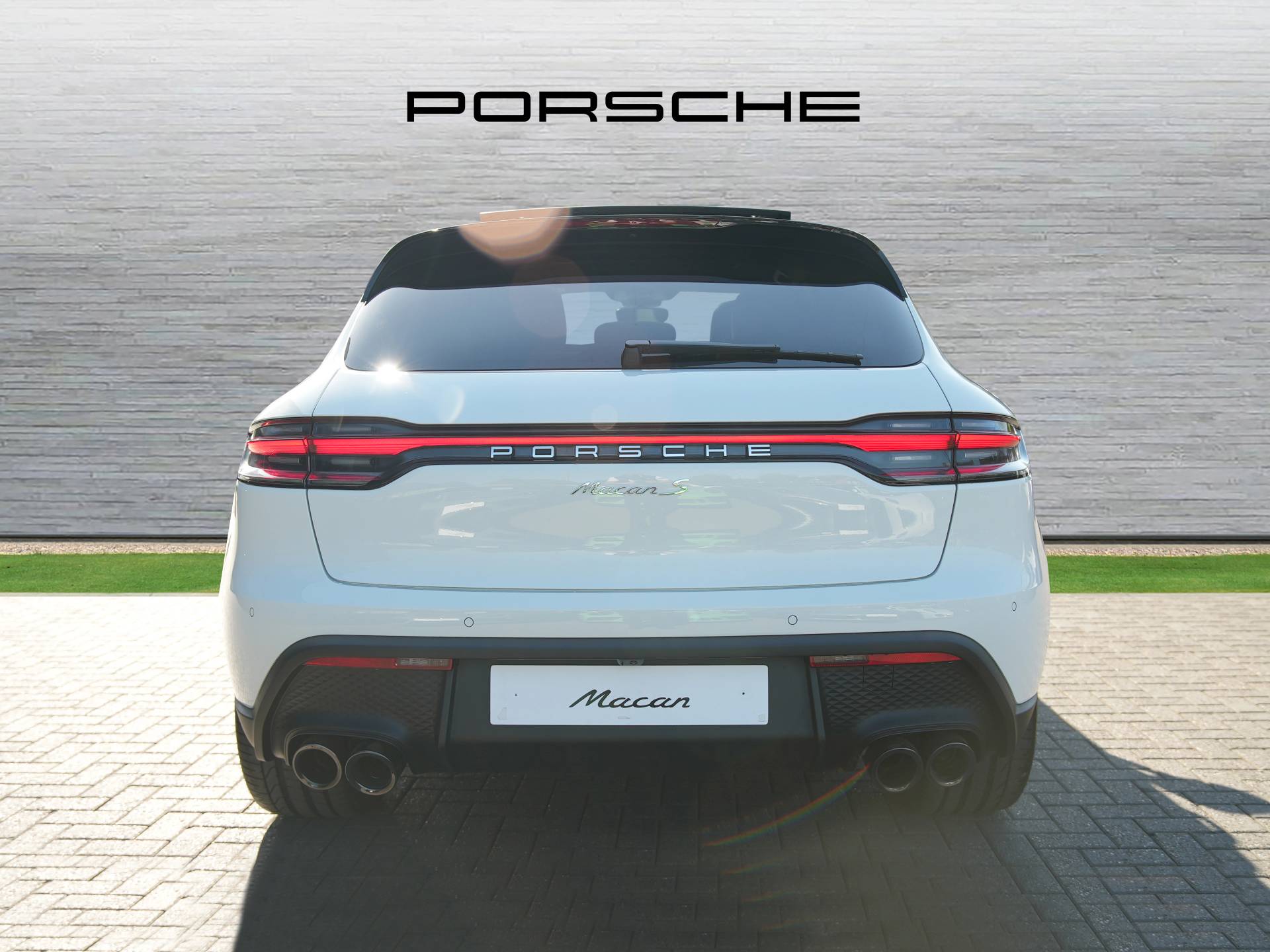 Macan S, photo 39 of 39