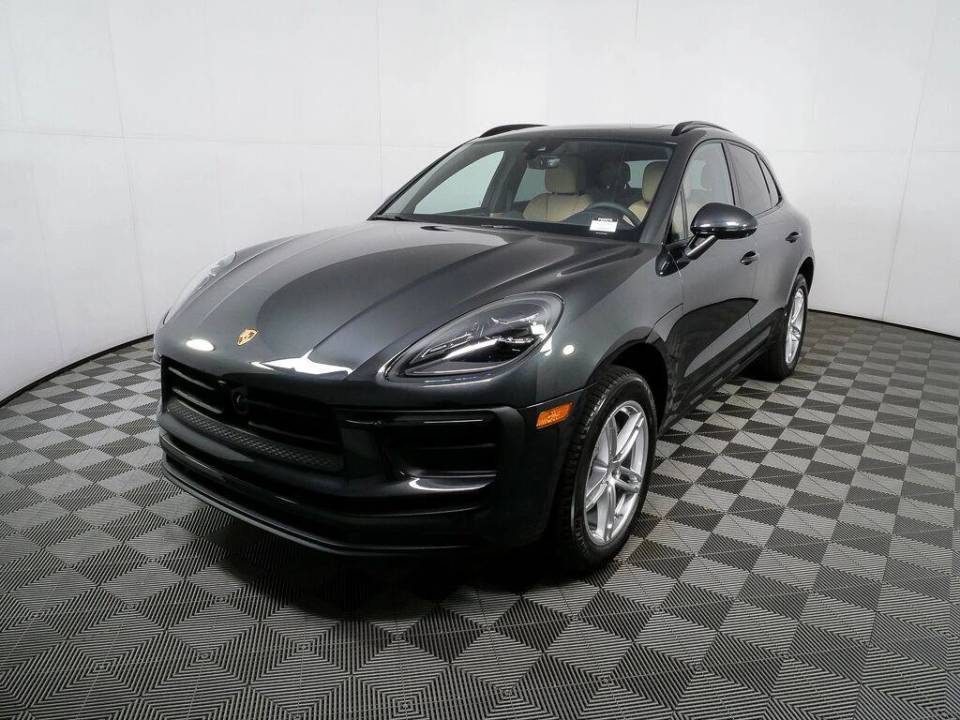 2026 Porsche Macan T