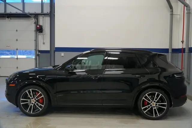 2026 Porsche Cayenne S - Photo 14