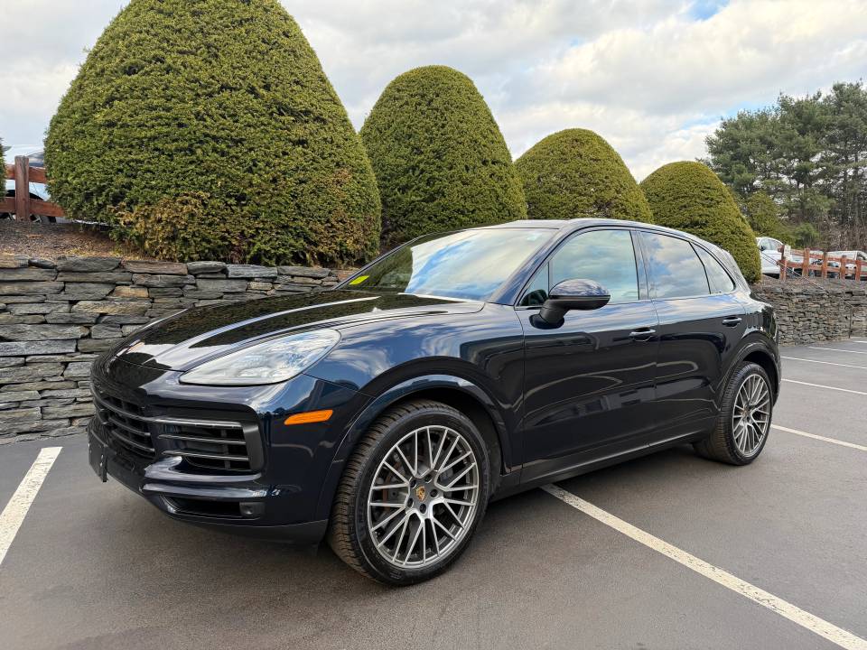 2022 Porsche Cayenne Platinum Edition