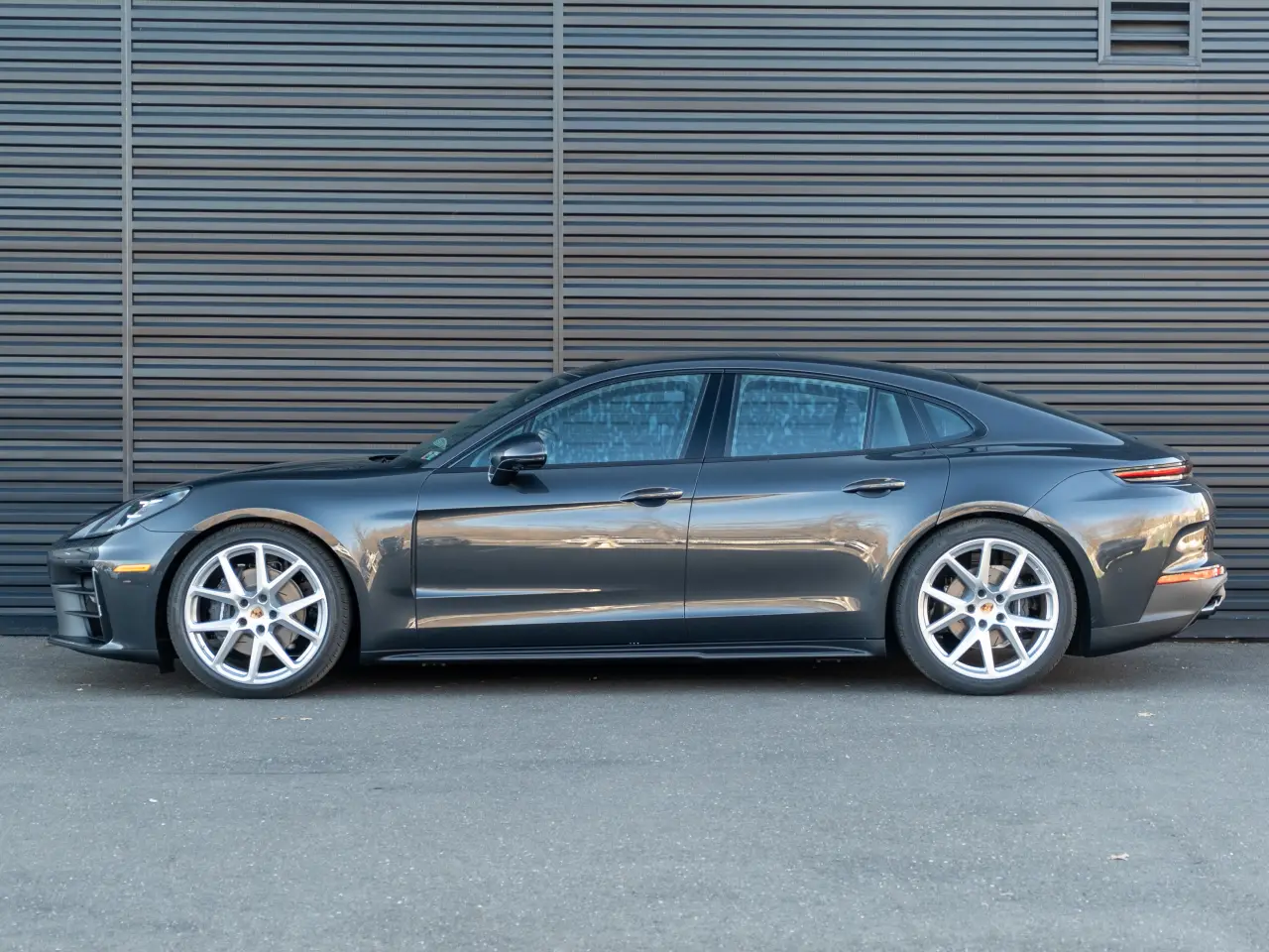 2026 Porsche Panamera Base - Photo 16
