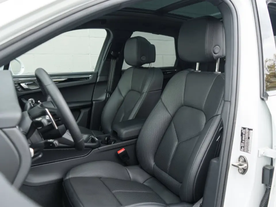 2026 Porsche Macan Base - Photo 39
