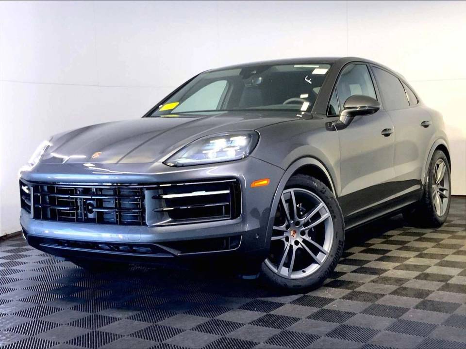 2025 Porsche Cayenne Coup Base
