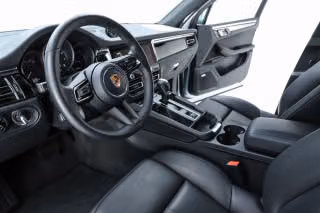 2026 Porsche Macan Base - Photo 25