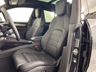 2026 Porsche Macan Base - Photo 33