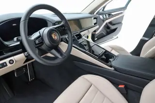 2025 Porsche Panamera Base - Photo 29