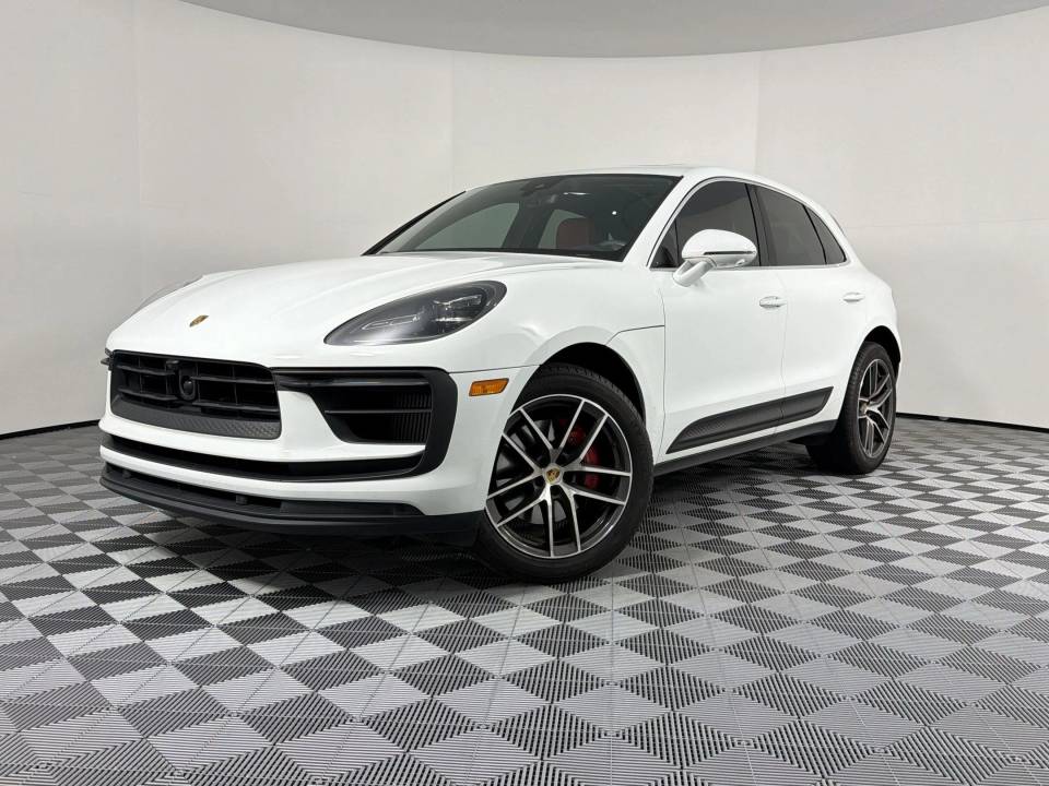 2022 Porsche Macan S