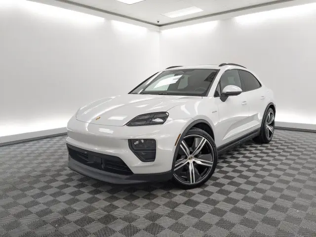 2025 Porsche Macan Base - Photo 6
