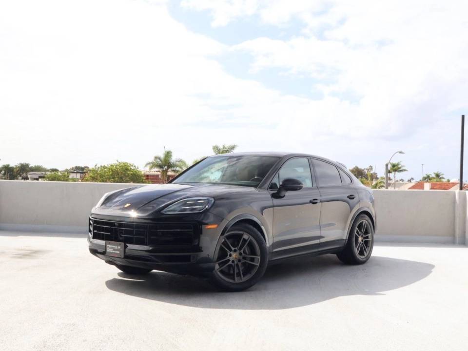 2024 Porsche Cayenne Coupe