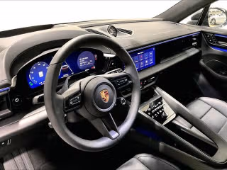 2026 Porsche Macan Base - Photo 25