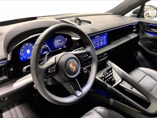 2026 Porsche Macan Base - Photo 26