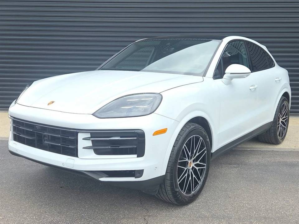 2025 Porsche Cayenne Coup Base