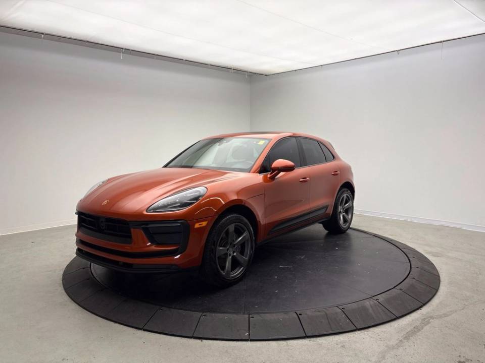 2024 Porsche Macan Base