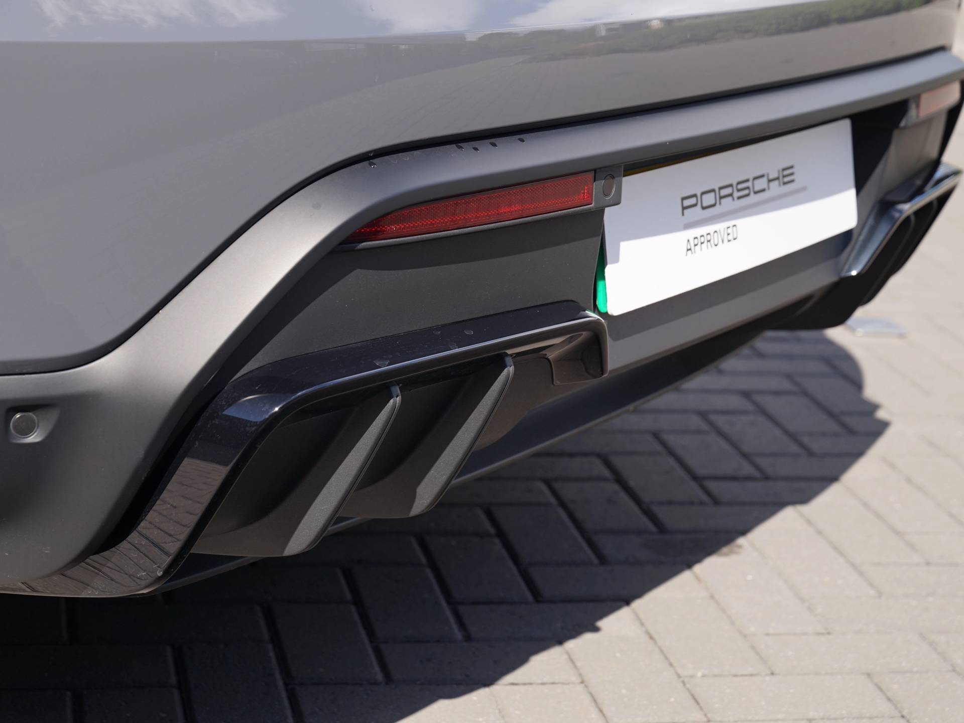 Macan GTS, photo 62 of 62