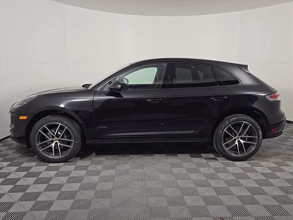 2026 Porsche Macan Base - Photo 12