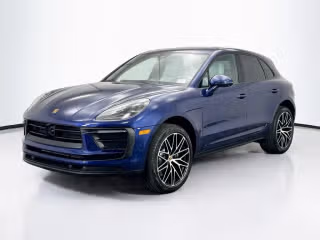 2026 Porsche Macan -'s photo
