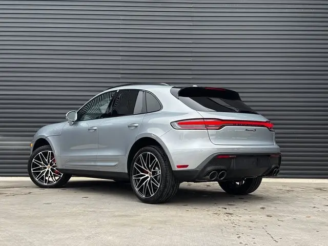 2026 Porsche Macan S - Photo 24