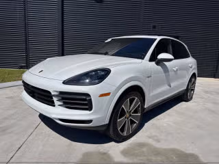 2023 Porsche Cayenne