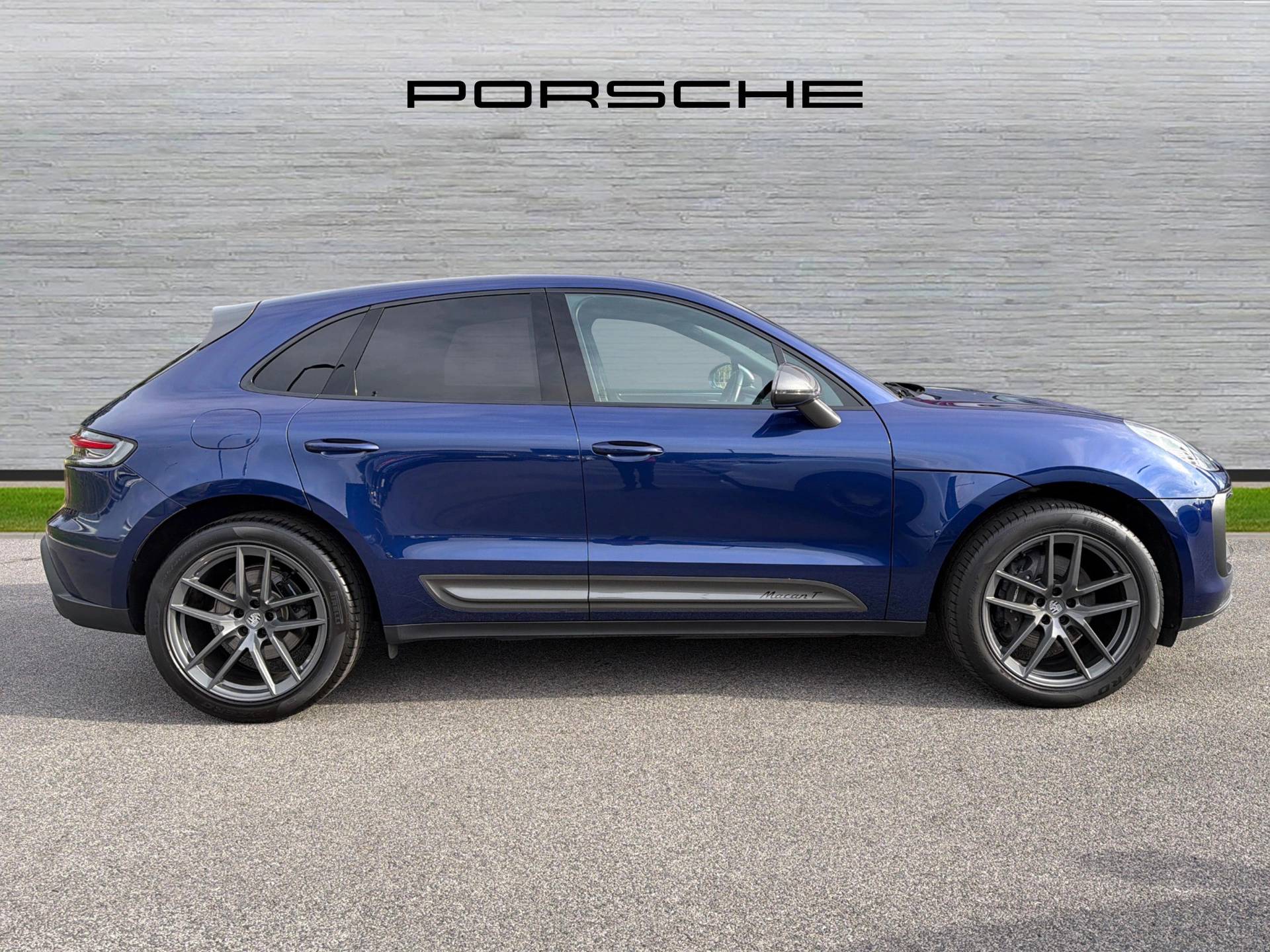 Macan T, photo 2 of 46