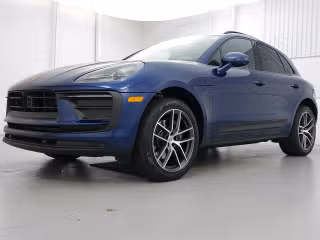 2026 Porsche Macan T's photo