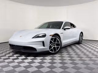 2025 Porsche Taycan -'s photo