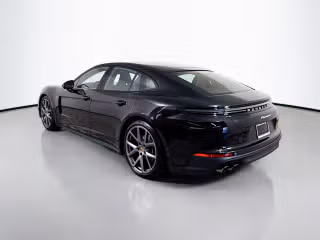 2025 Porsche Panamera Base - Photo 17