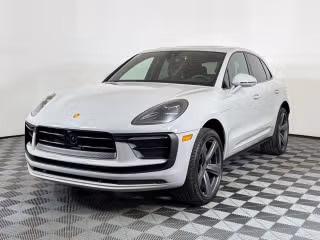 2025 Porsche Macan's photo