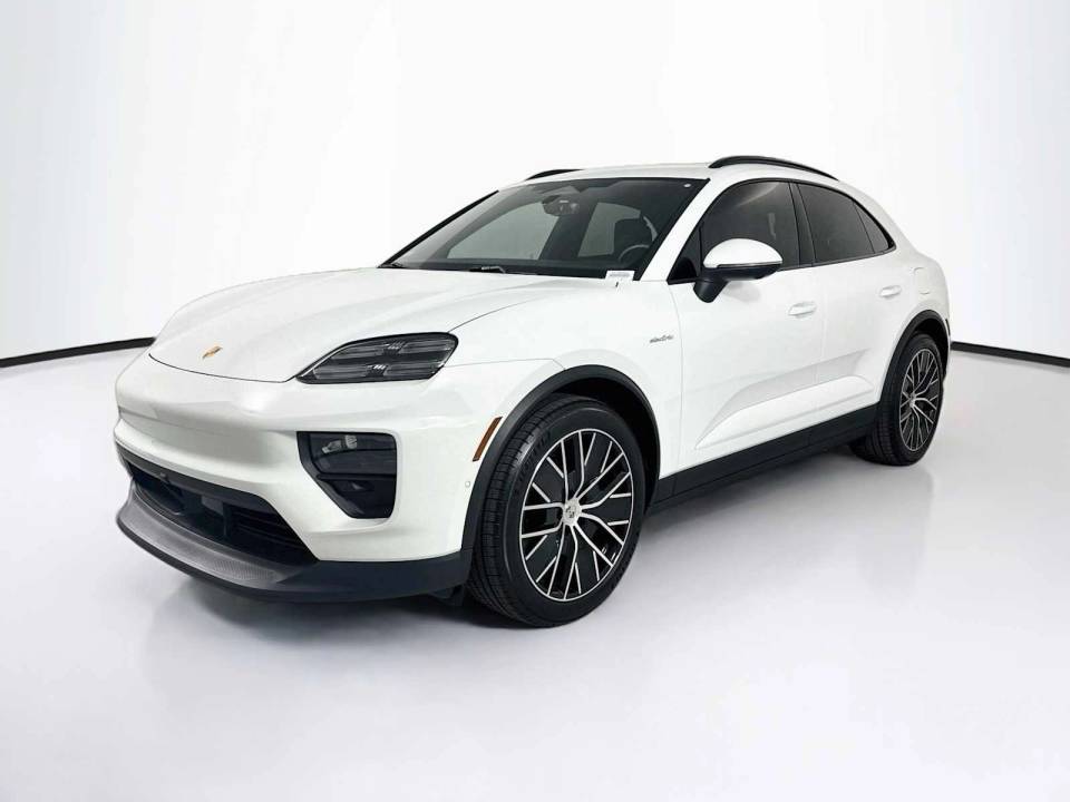 2026 Porsche Macan
