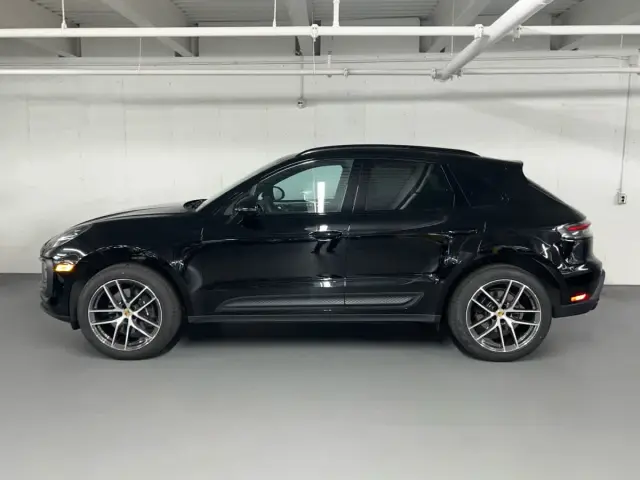 2026 Porsche Macan - Photo 14