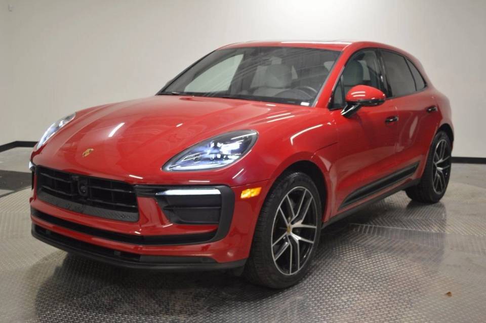 2025 Porsche Macan