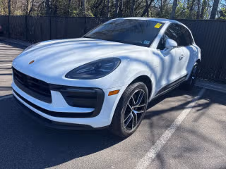 2023 Porsche Macan