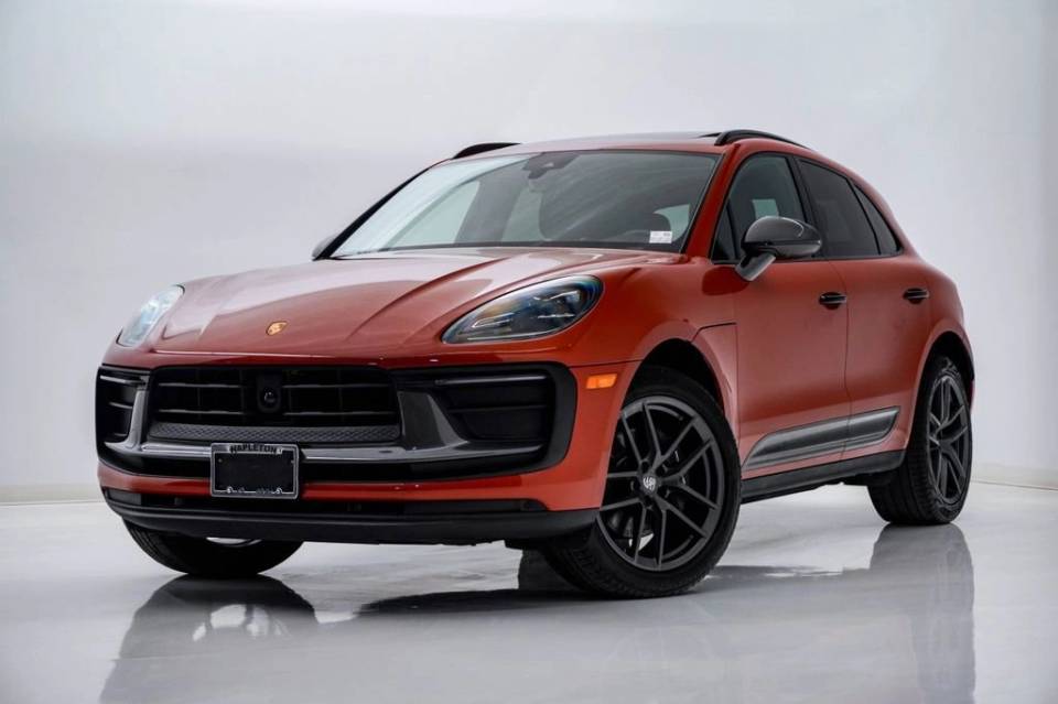 2023 Porsche Macan T