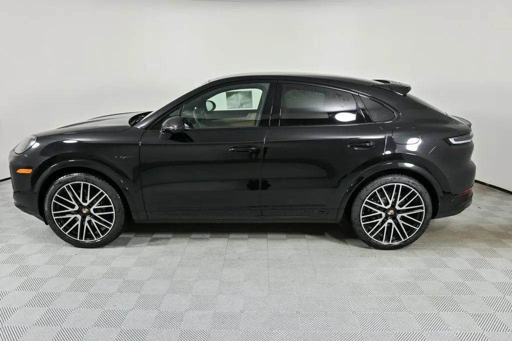 2025 Porsche Cayenne Coup S E-Hybrid - Photo 16