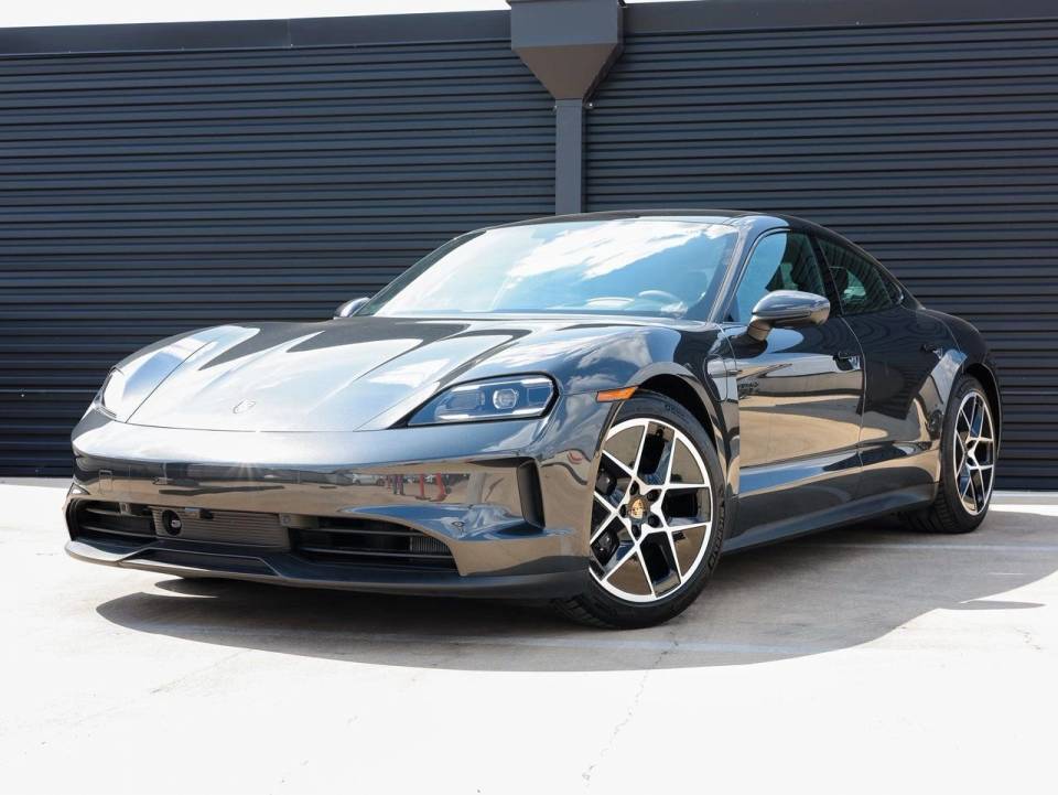 2025 Porsche Taycan