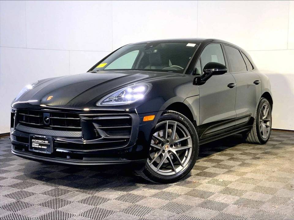 2024 Porsche Macan T