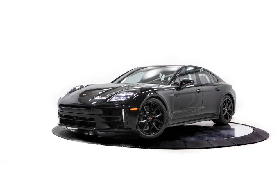 2026 Porsche Panamera