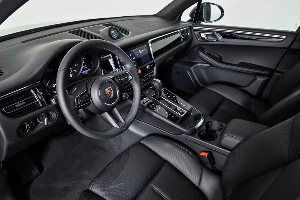2026 Porsche Macan Base - Photo 28