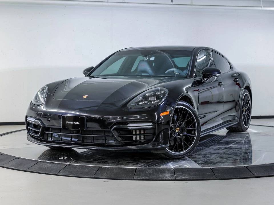 2019 Porsche Panamera GTS