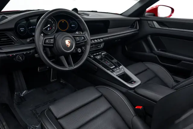 2024 Porsche 911 - Photo 30