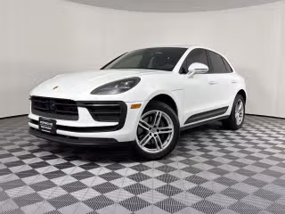 2023 Porsche Macan -'s photo