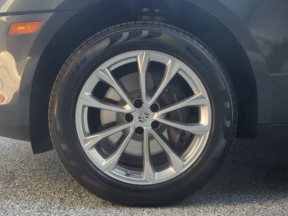 2023 Porsche Macan